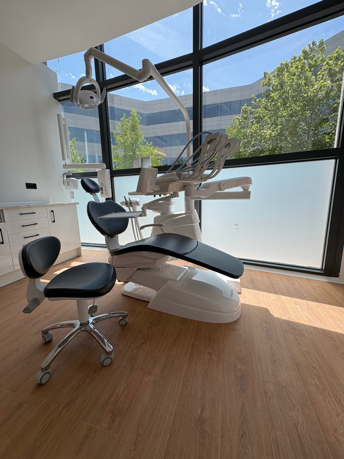 Equipo profesional en clínica dental en Alcobendas, Madrid